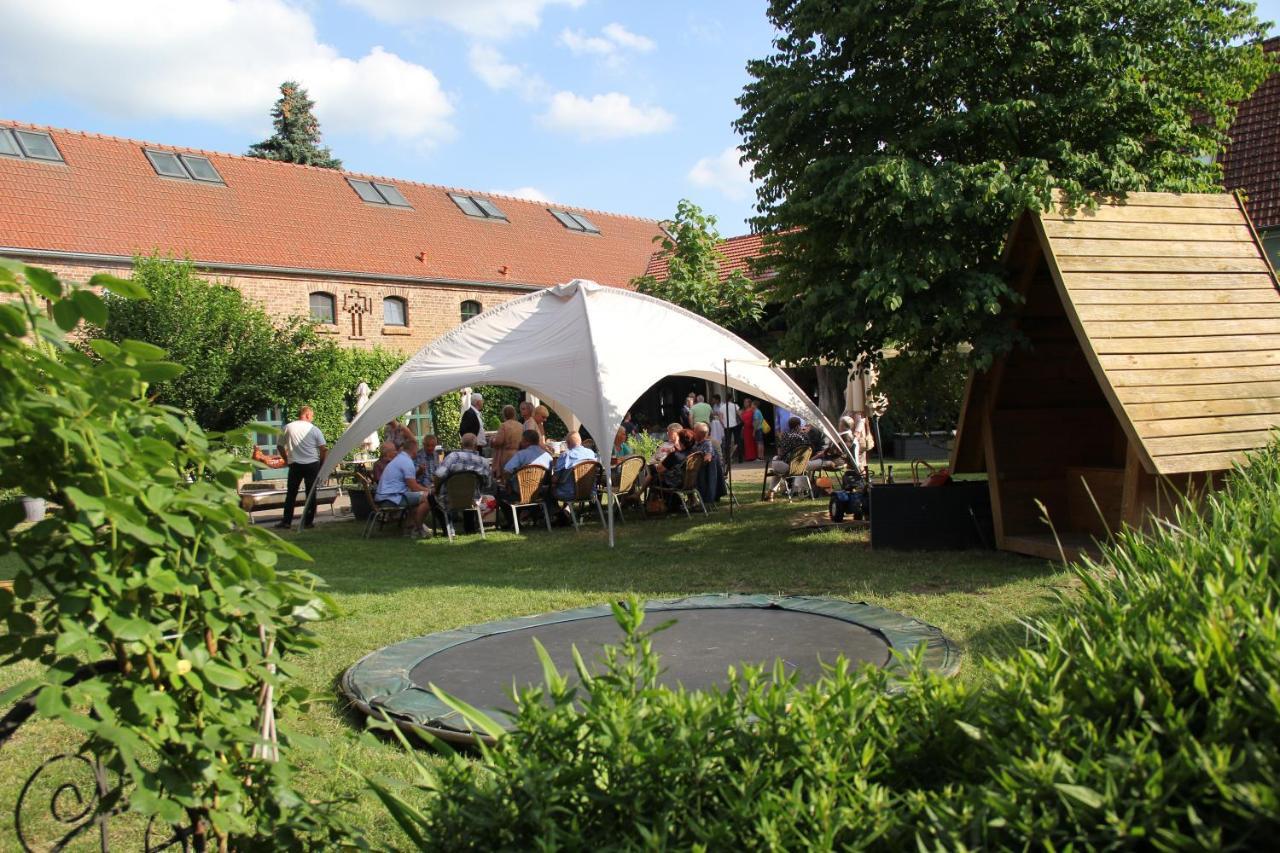 Pensionszimmer Im Fliederhof Michendorf Extérieur photo